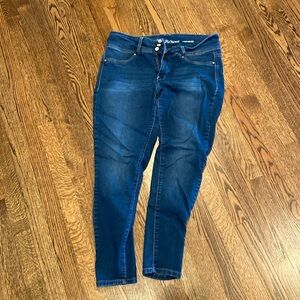 Wall flower skinny jeans